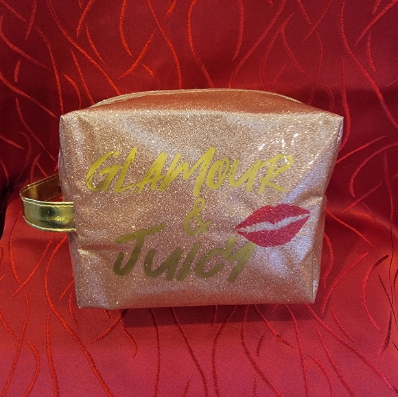 Juicy Couture Handbags - Juicy Couture Makeup bag
